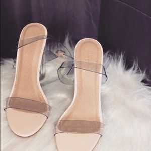 Nude Pink Clear Heels 💓